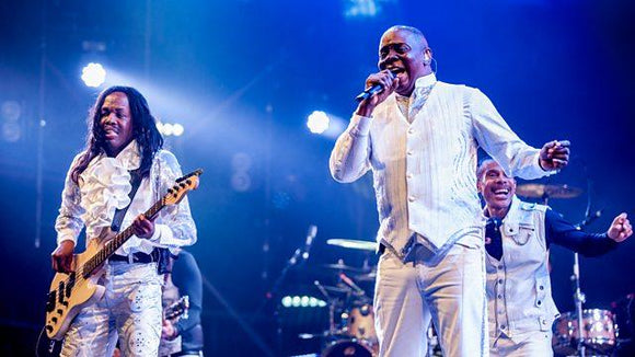 EARTH WIND & FIRE IN CONCERT AT GLASTONBURY (2016)